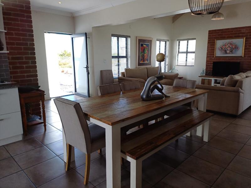 3 Bedroom Property for Sale in Britannia Bay Western Cape